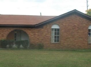 6155 Raintree Dr, Memphis, TN 38115