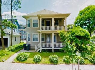 81 12th St, Providence, RI 02906