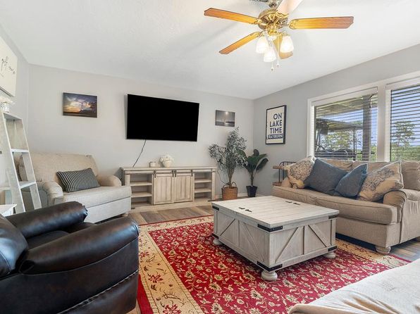 2526 Sam Rayburn Pkwy