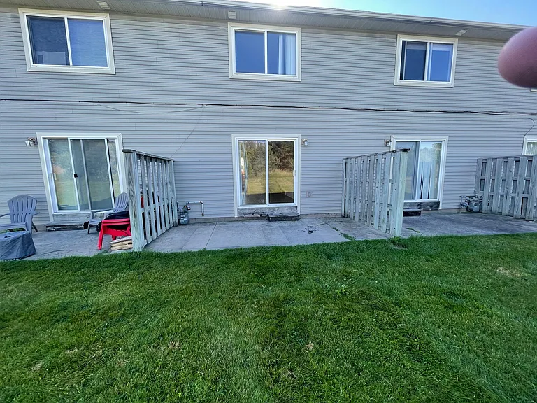 1897 Apartment Dr #7 — Photo 3