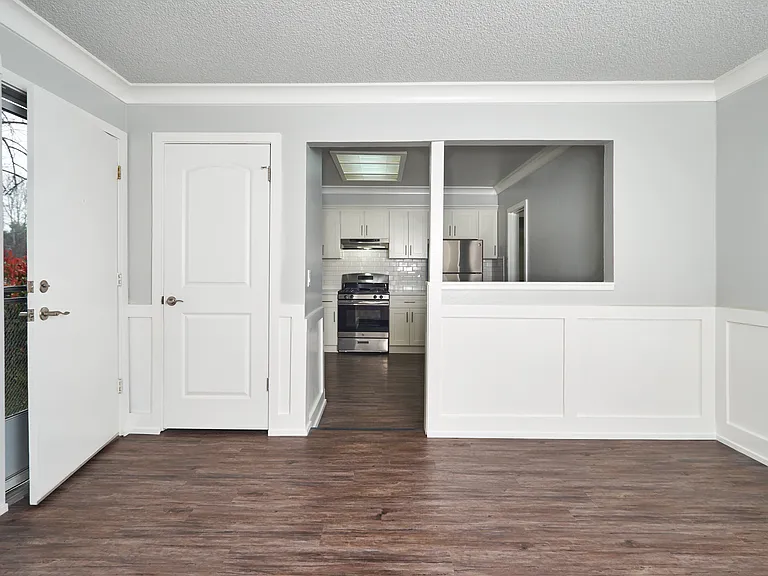 Scotts Valley 1 Bed, 1 Bath Kitchen/Living Scotts Valley 1 Bed, 1 Bath Kitchen/Living