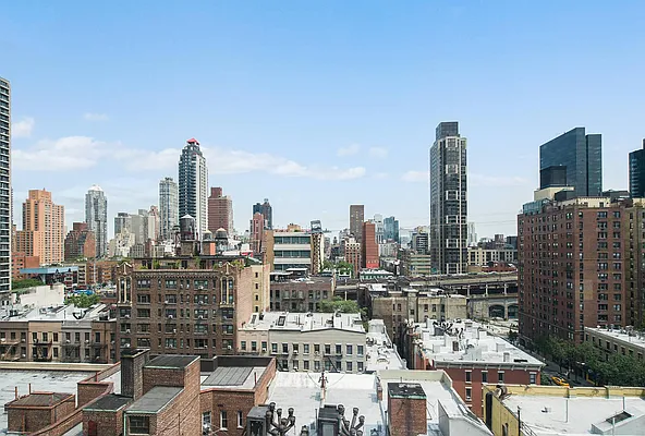 Sold by Keller Williams NYC | media 18