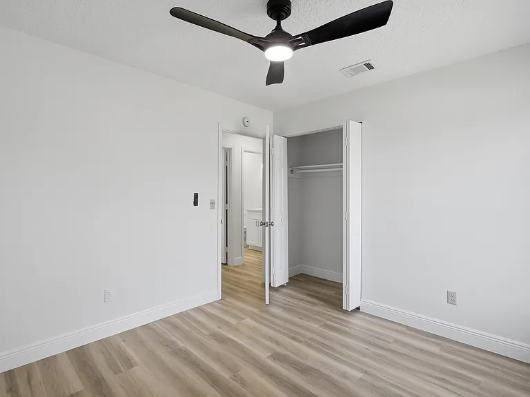 308 Dogwood Ct — Photo 7