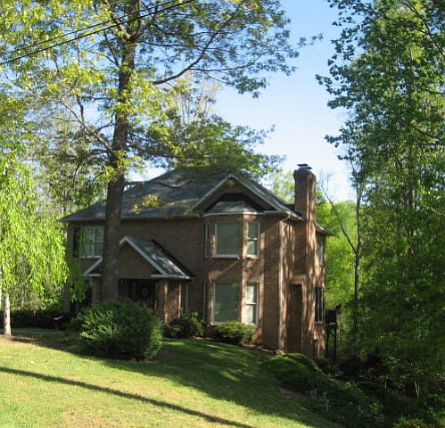 1st image of 917 Wigwam Dr