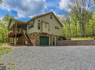 10 Crimson Way, Biglerville, PA 17307