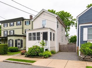 18 Almy St, Newport, RI 02840