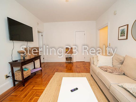 5th image of 26-01 24th Ave #B2
