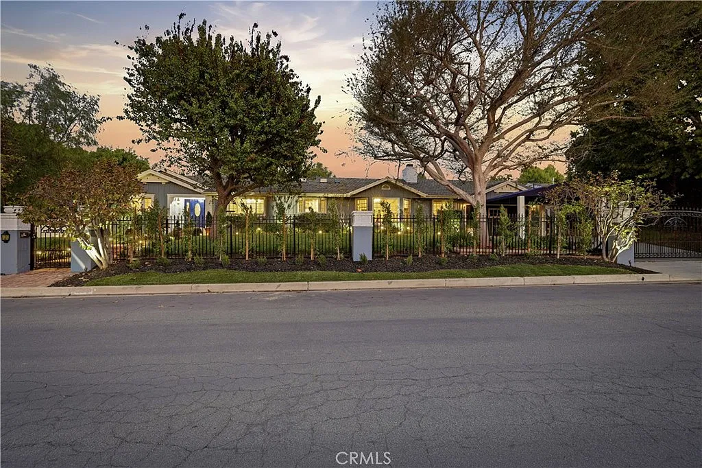 4 bed, 3000 sqft, $10,300 — Photo 4