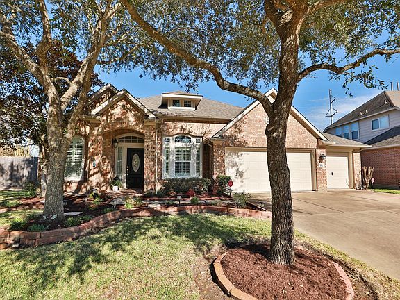 4th image of 852 Shoal Pointe Ln