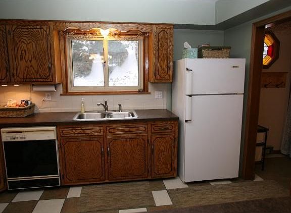 4th image of 7758 Carole Dr