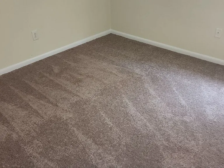 1405 Vista Dr — Photo 8