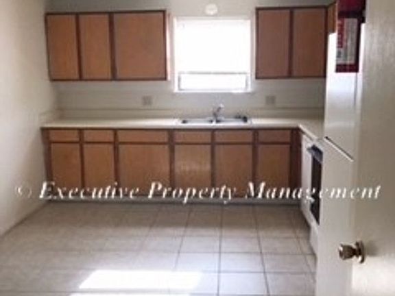 4th image of 1201 S 23rd St APT D