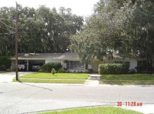 1605 Hampton Rd, Leesburg, FL 34748