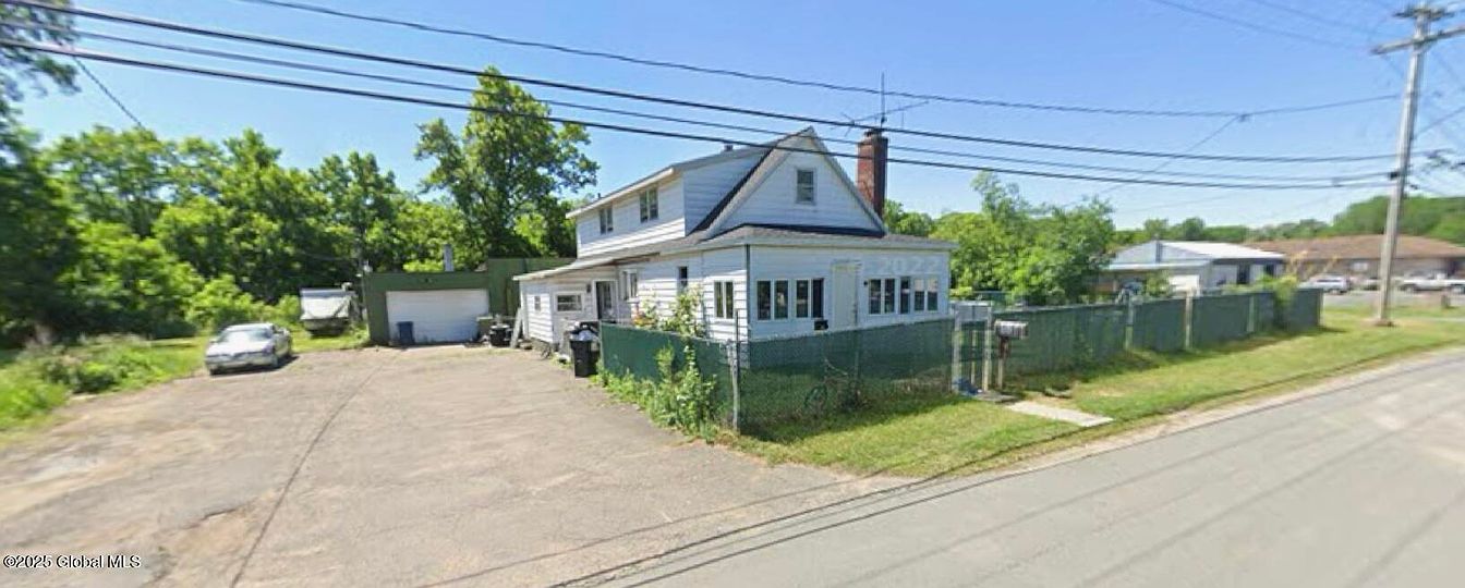 1st image of 651 Consaulus Avenue