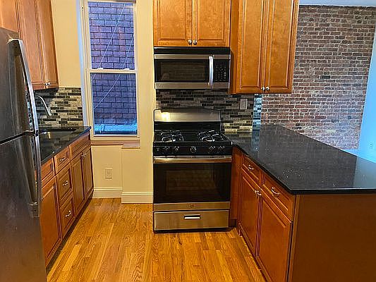 2nd image of 71 Driggs Ave APT 2R