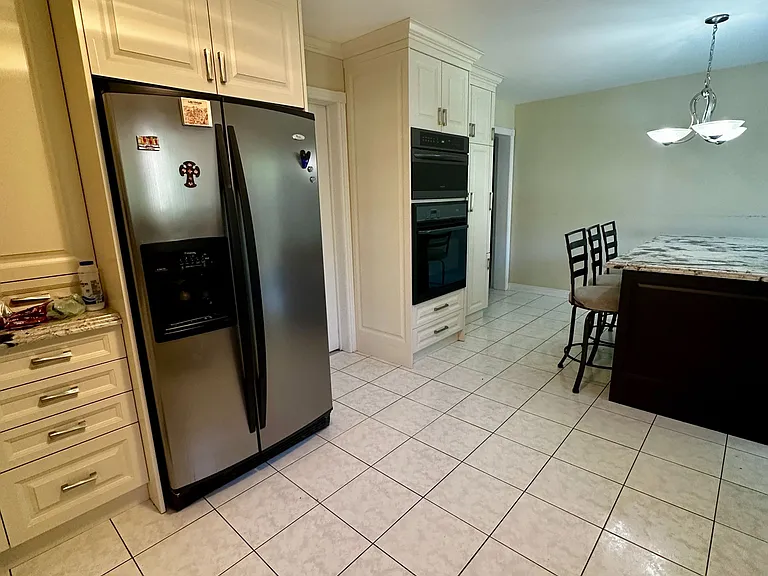 3091 Eden Oak Cres #UPPER — Photo 9