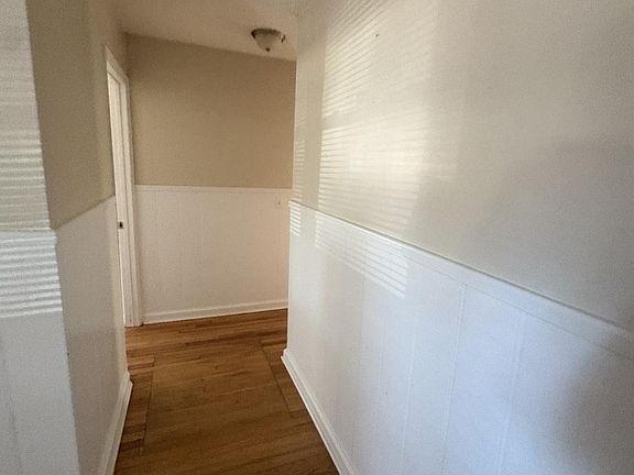 3rd image of 4321 Wilmot Ave