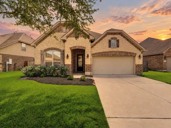 298 Clearwood Dr, League City, TX 77573