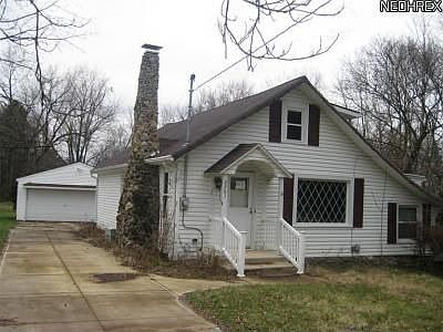 2nd image of 2261 Cooledge Ave