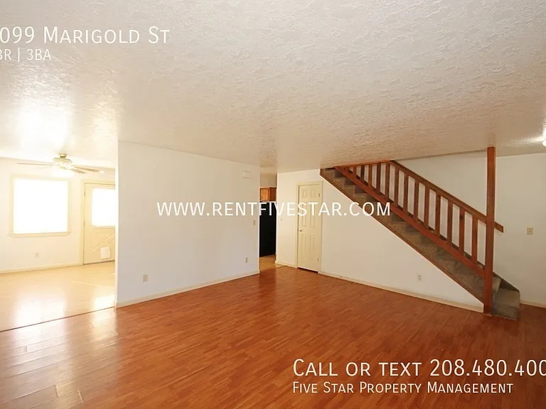2099 Marigold St — Photo 2