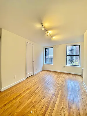 Rented by Waverly Realty Associates | media 11