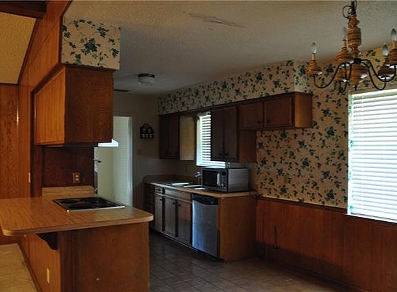 5th image of 2523 Karla Dr