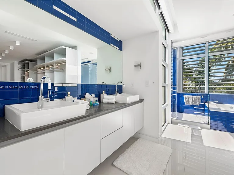 440 S Hibiscus Dr — Photo 36