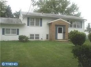 220 Harvard Ave, Pemberton, NJ 08068