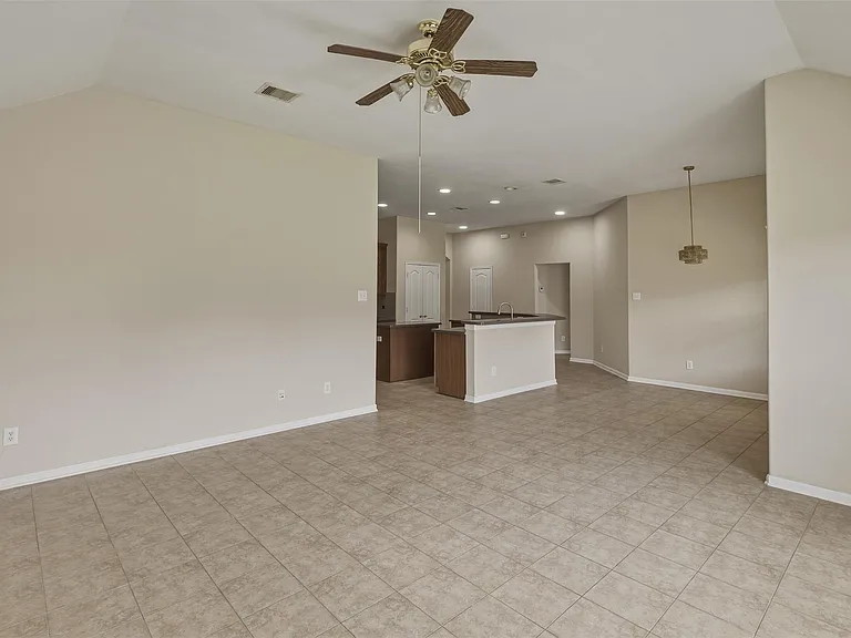 8515 Clarkman Ridge Ln — Photo 15