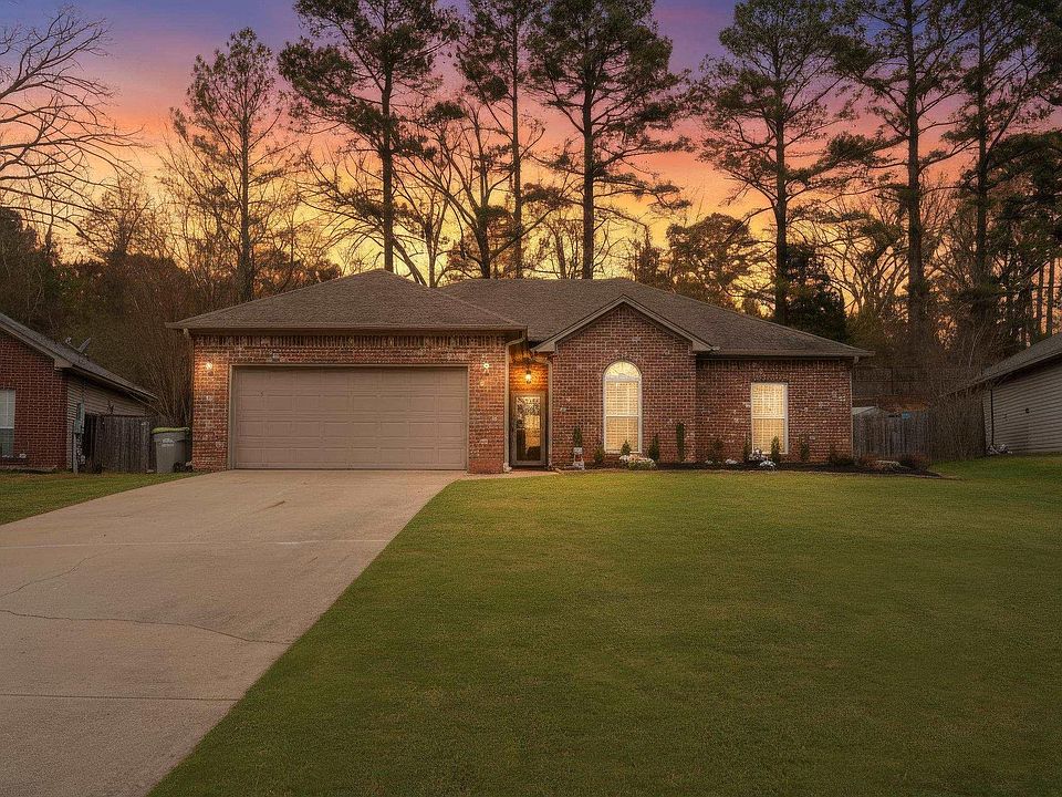 1st image of 1210 Ridgecrest Dr