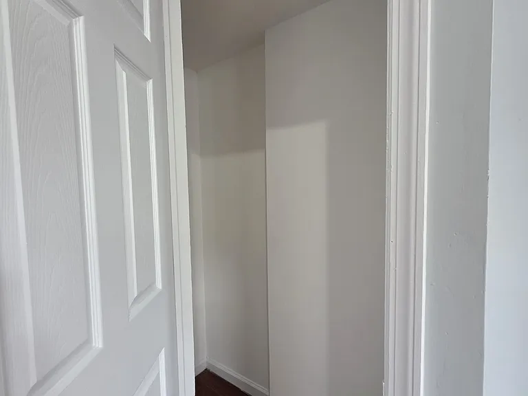 107 Grant Ave #A — Photo 6