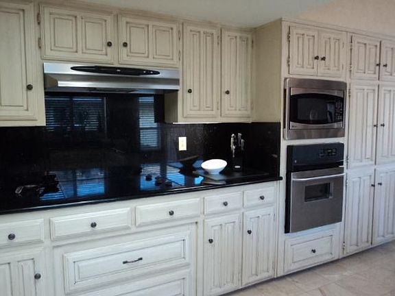 2nd image of 2255 Woodcreek