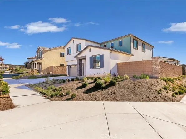 33015 Chiffon Ln, Winchester, CA 92596