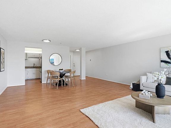5th image of 314 Riverside Ave APT 408
