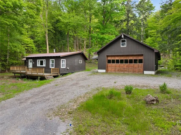 152 Silverstone Rd, Remsen, NY 13438