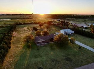 209 S Road L, Ulysses, KS 67880