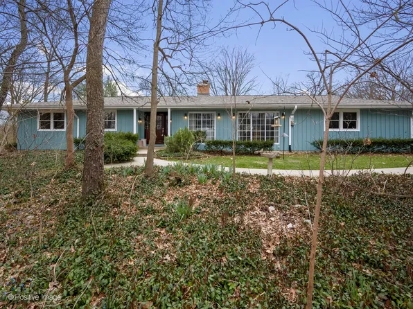 28W711 Indian Knoll Rd, West Chicago, IL 60185