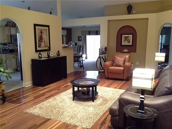 4th image of 2124 Nicollett Way