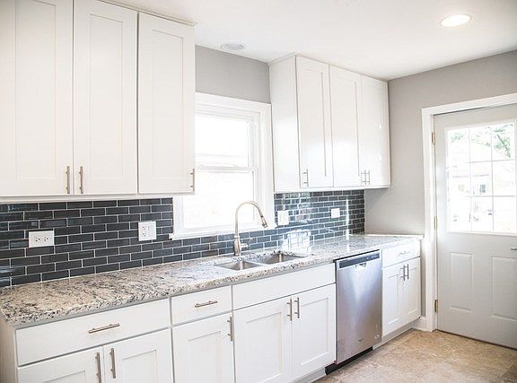4th image of 7141 W Summerdale Ave