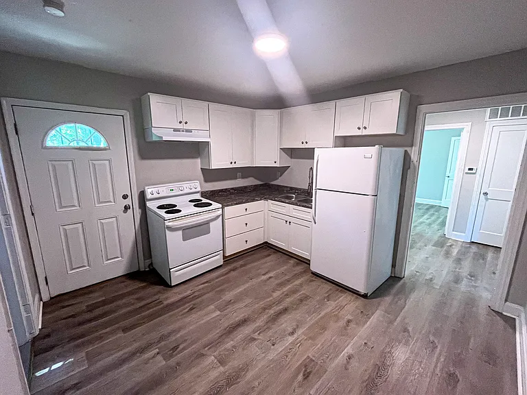 2905 Trent St — Photo 12