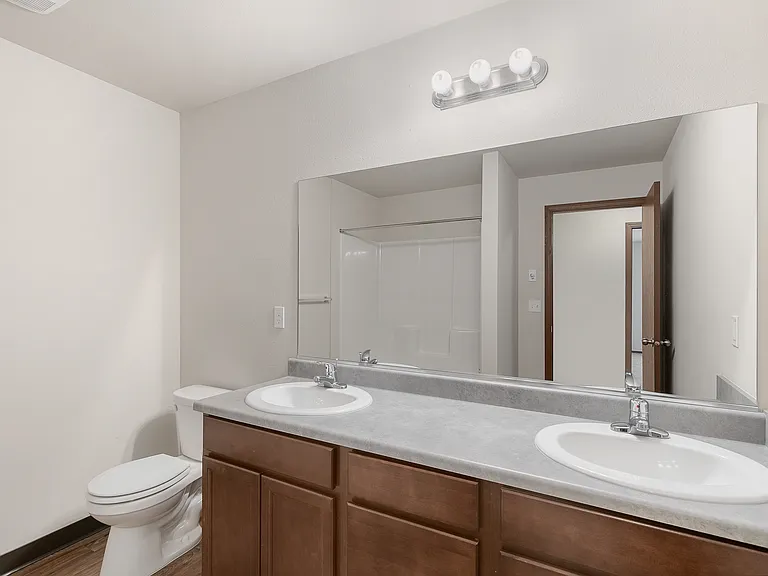 Bel Cielo Apartments LLC — Photo 30