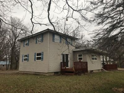 1233 E Bridge St, Lyons, MI, 48851