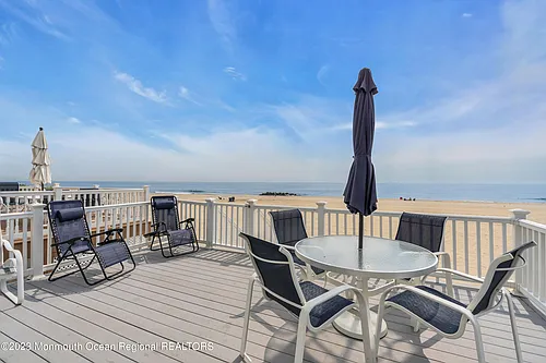 61 Beachfront Photo 1