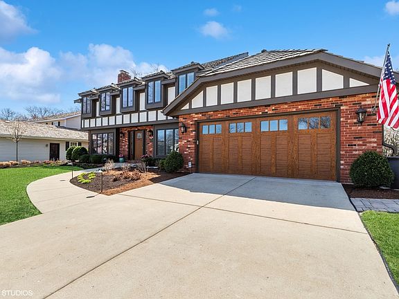 2nd image of 1181 Furlong Dr