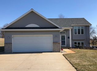 10250 Peterson Farm NE, Rockford, MI 49341
