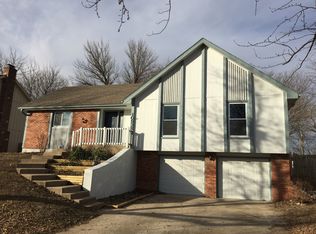 10938 Reeder St, Overland Park, KS 66210