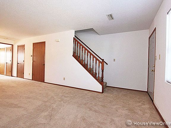 4th image of 1413 Brookshire Rd #7
