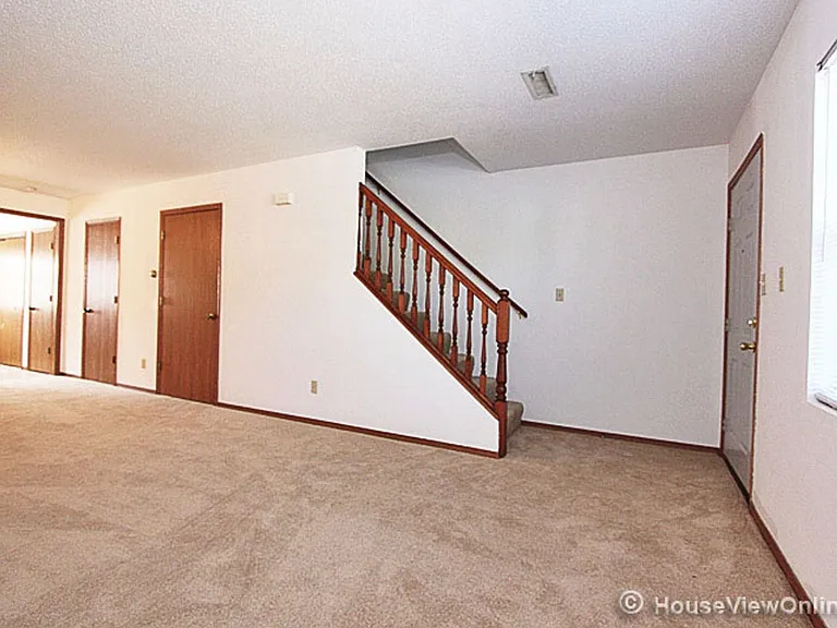 1413 Brookshire Rd — Photo 4