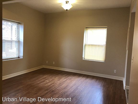 5th image of 606 N 33rd St APT 002