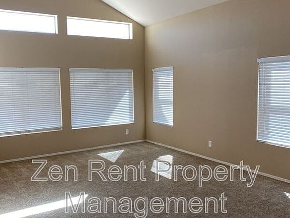 3rd image of 2541 W Canyon Way